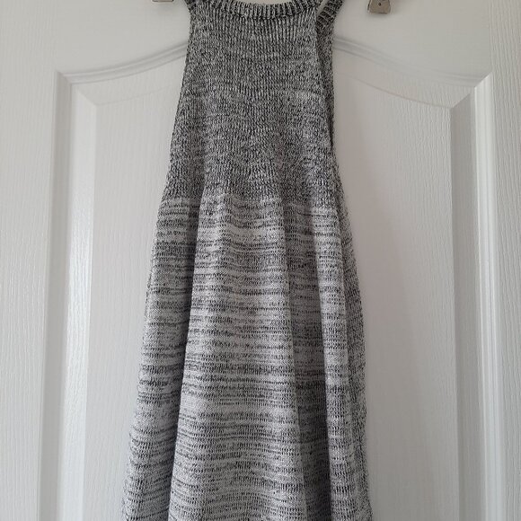 Dynamite XS Knit Halter High Neck Sleeveless Top - Picture 5 of 11